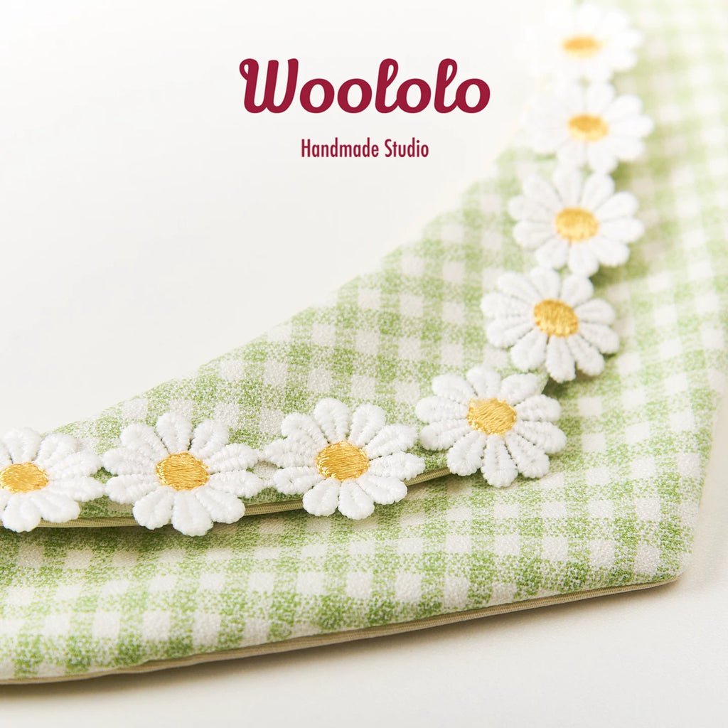 Woololo | The Spring Daisy | Limited Edition Floral Scarf
